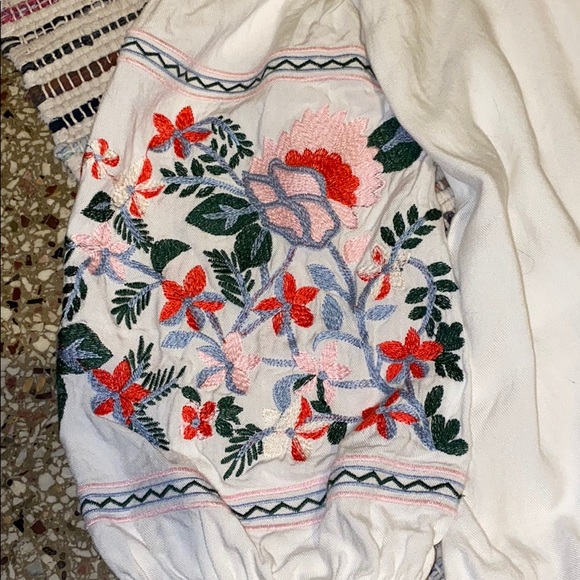 Sugar Lips off the shoulder embroidered blouse - Picture 3 of 4